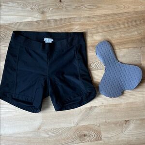 Pearl Izumi Women's Black Athletic Shorts